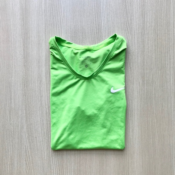 Nike Pro Neon Green Short Sleeve Top - Picture 1 of 8